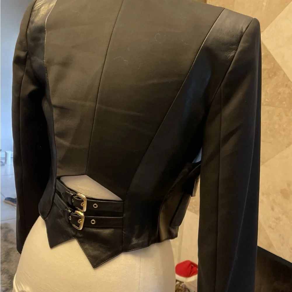 GIANNI VERSACE Leather Top Vest Jacket SZ40 Italy 6 USA Bolero 90s woman’s black - Picture 7 of 16